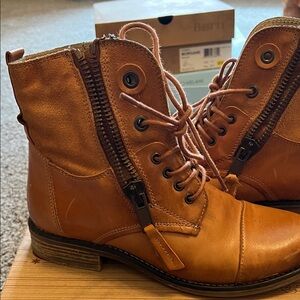 Tara M "Lori's" Lace-Up cognac Ankle Boots with Zipper